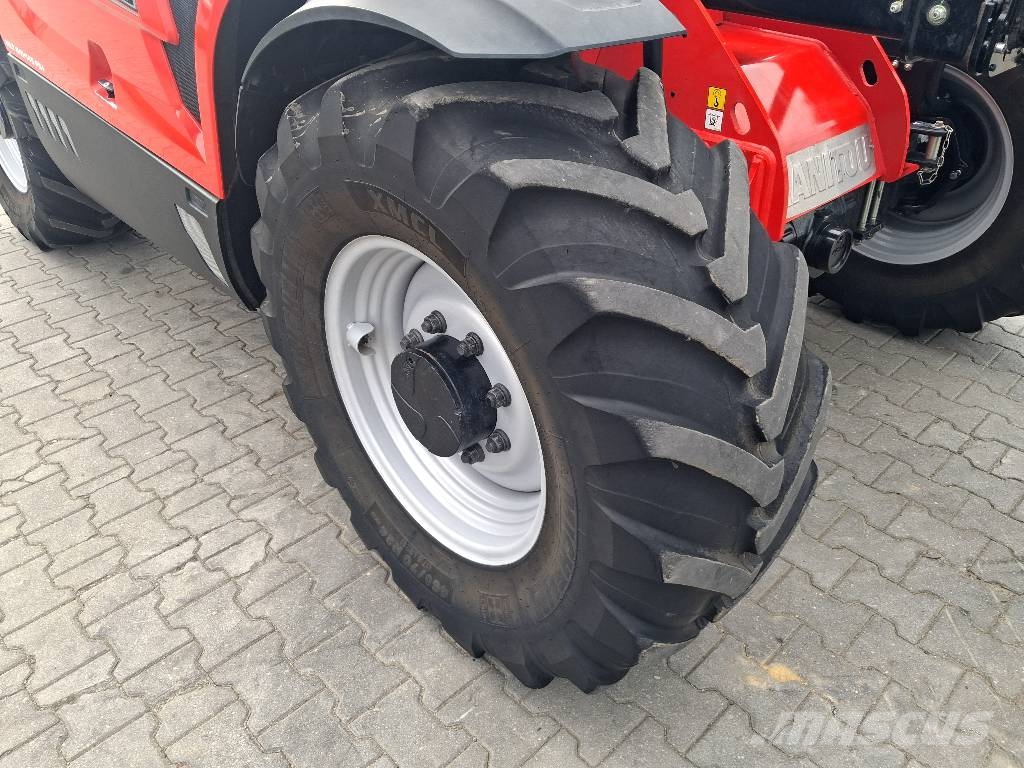 Manitou MLT 841-145 PS + معدات مناولة لأغراض الزراعة