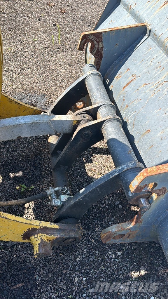 Komatsu WA 100 M Hjullastare