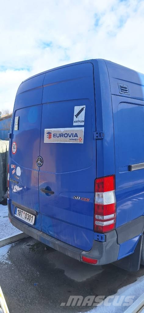 Mercedes-Benz Sprinter 511 CDI Caja abierta/laterales abatibles