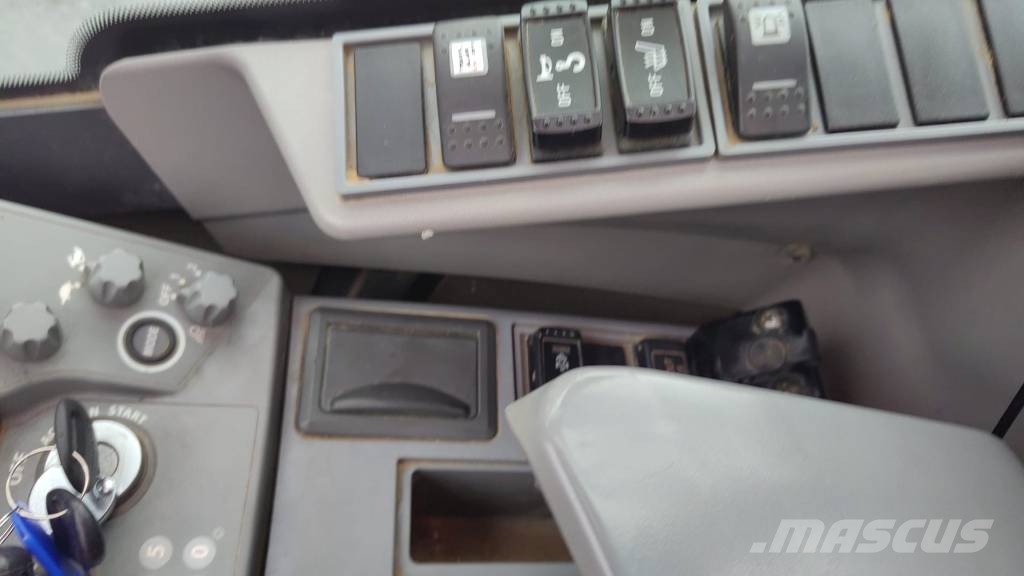 Hitachi ZX 85-6, 2023, 2.314H, Quick coupler+3 new buckets Escavadeiras Midi 7t - 12t