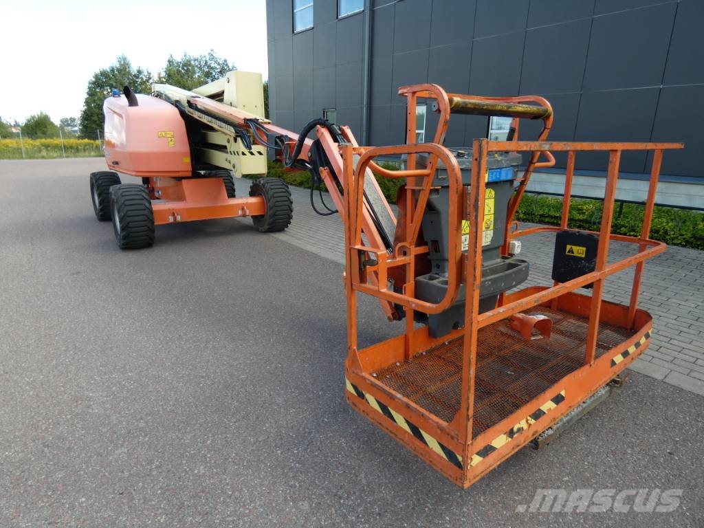 JLG 520 AJ Bomliftar