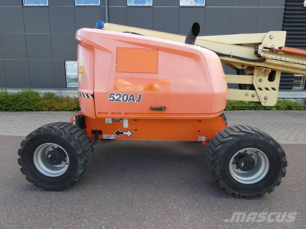JLG 520 AJ Bomliftar