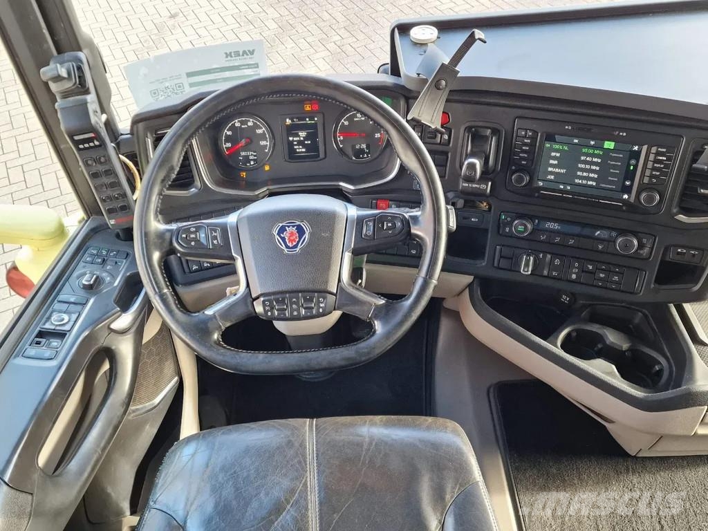 Scania R500 NGS 6x2*4 - HIAB Hooklift 21T - Retarder - St Camiones polibrazo