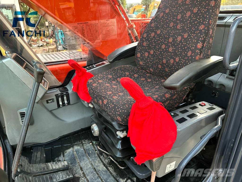 Doosan DX 225 履带挖掘机