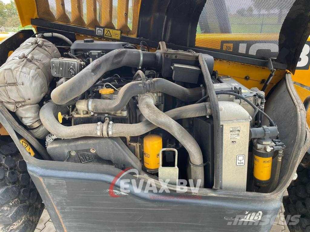 JCB 527-58 AgriPlus Maatalouskurottajat