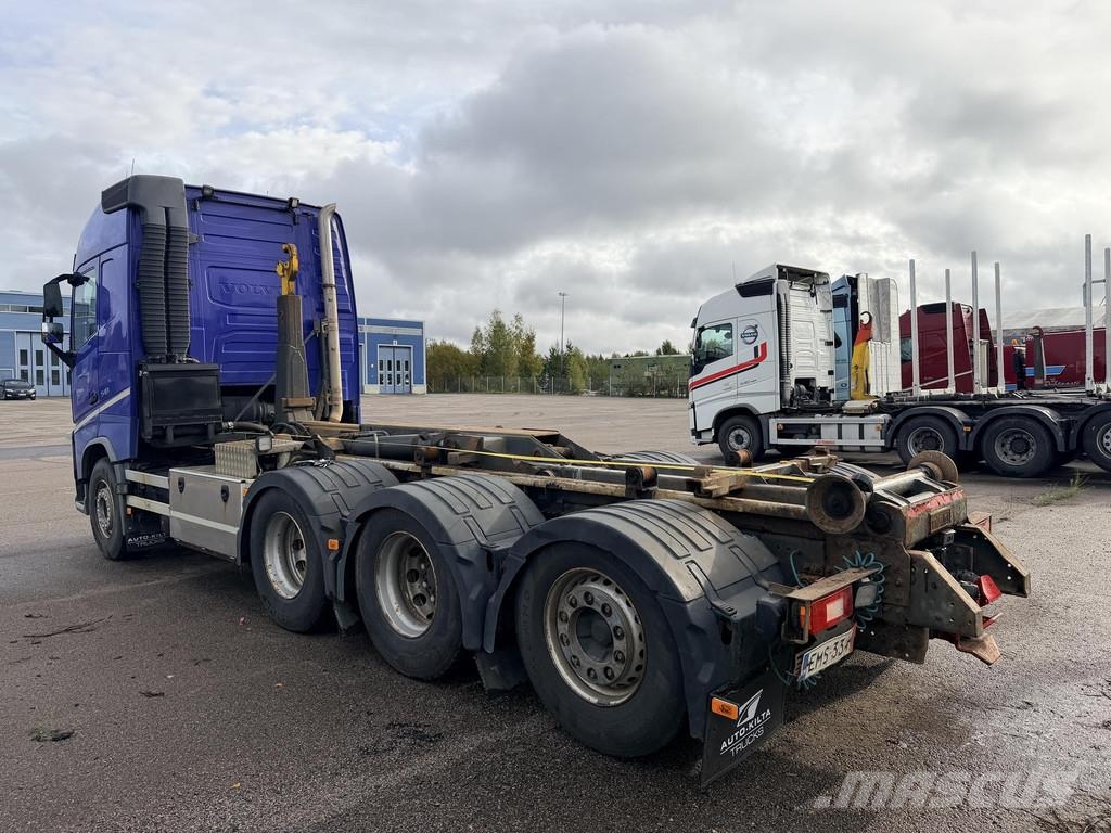 Volvo FH Perus siisti koukku Volvo. Hook lift trucks