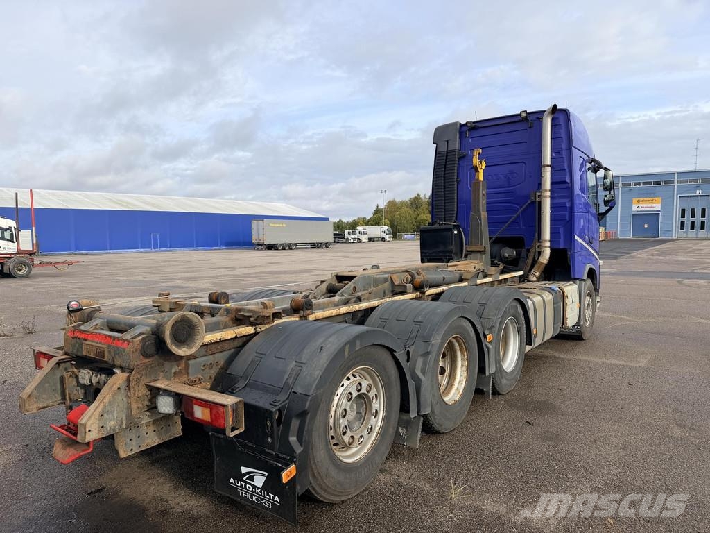 Volvo FH Perus siisti koukku Volvo. Hook lift trucks