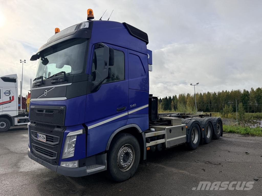 Volvo FH Perus siisti koukku Volvo. Hook lift trucks