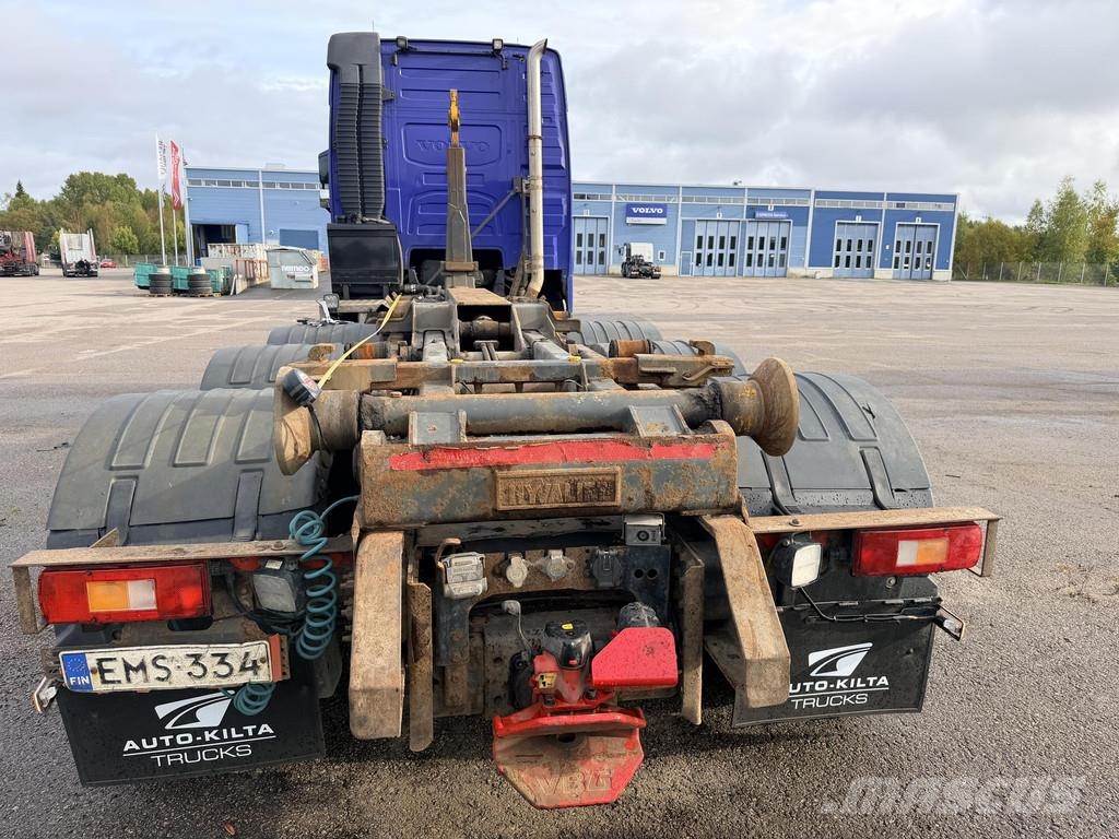 Volvo FH Perus siisti koukku Volvo. Hook lift trucks