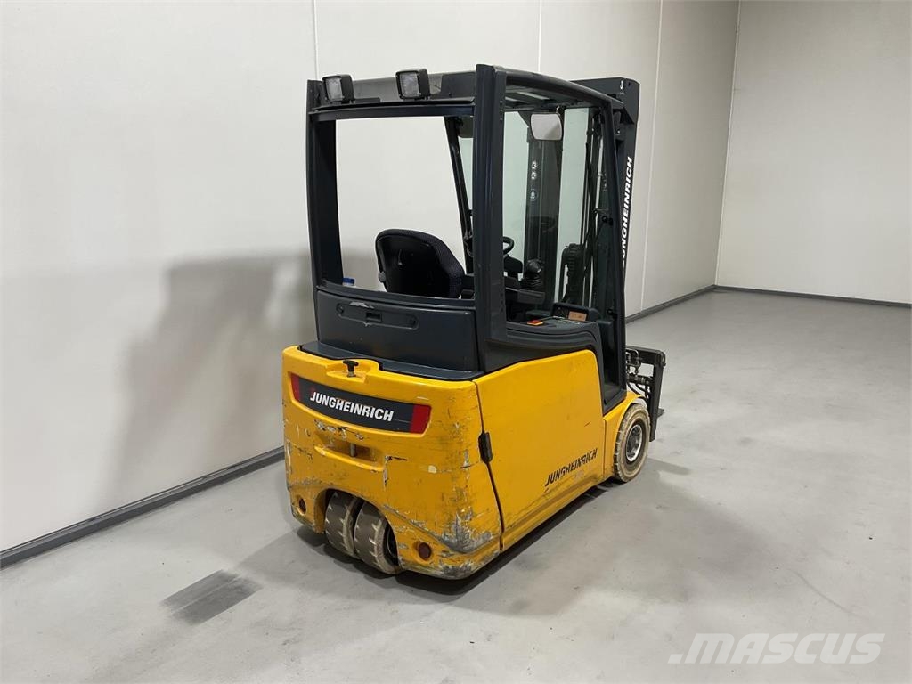Jungheinrich EFG 216 شاحنات ذات رافعات شوكية تعمل بالكهرباء