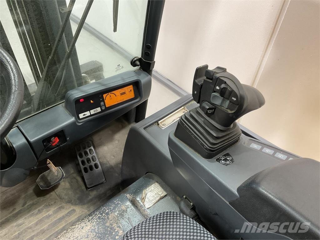 Jungheinrich EFG 216 شاحنات ذات رافعات شوكية تعمل بالكهرباء
