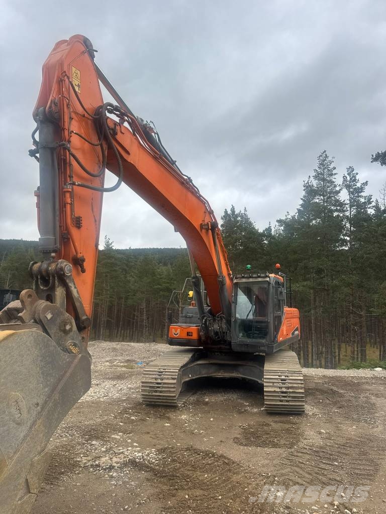 Doosan DX 340 LC Crawler excavators