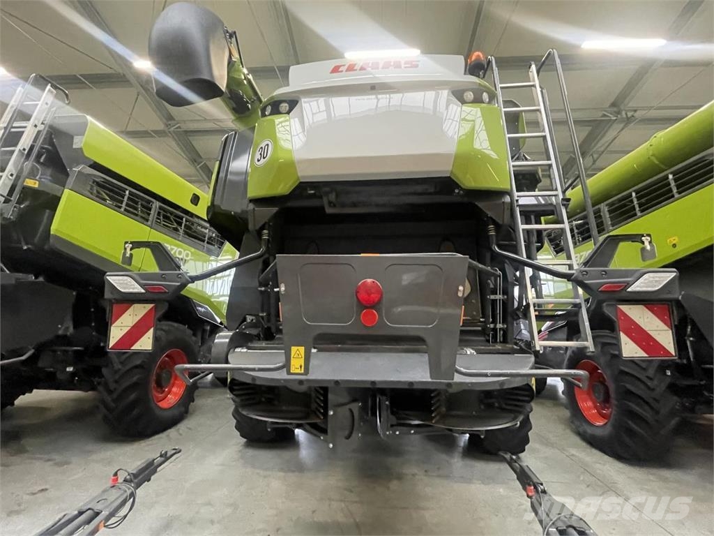 CLAAS Lexion 8600 TT Kombajni