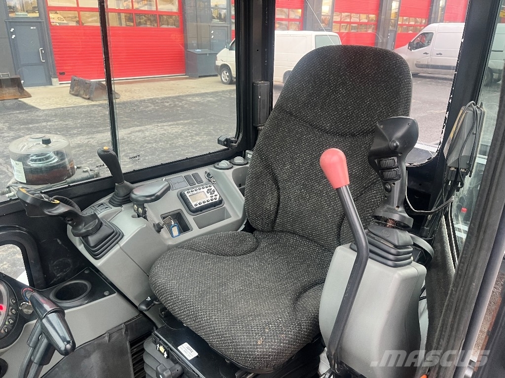 Bobcat E 26 /Myyty,sold Mini kotrók < 7t