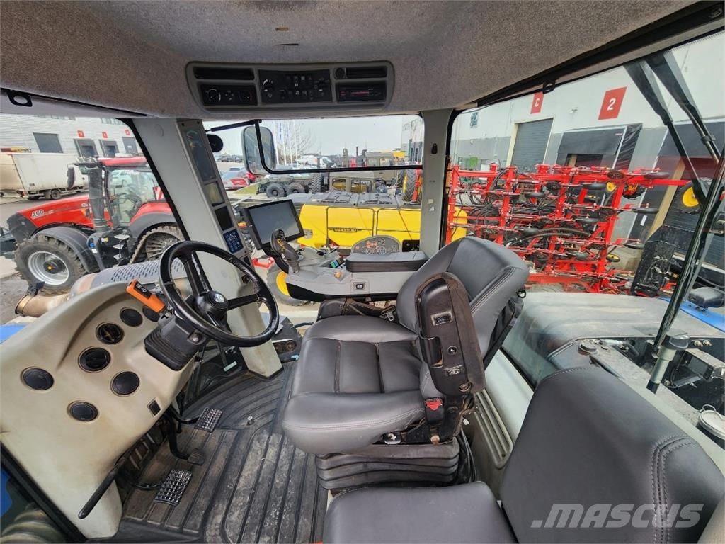 New Holland T9.560 الجرارات