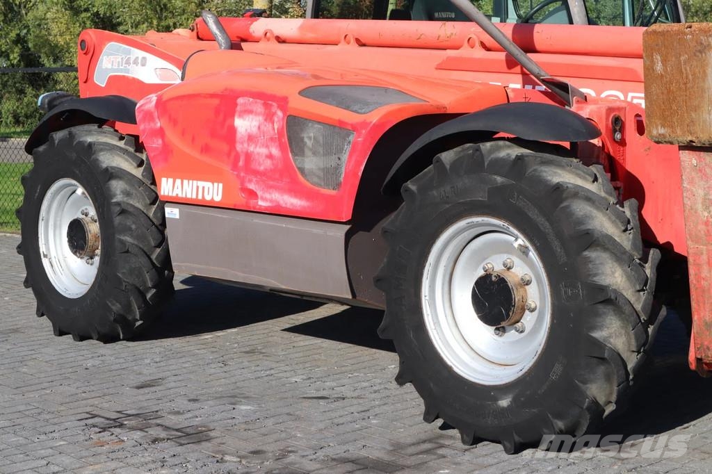 Manitou MT 1440 | FORKS | HOOK | BUCKET Verreikers