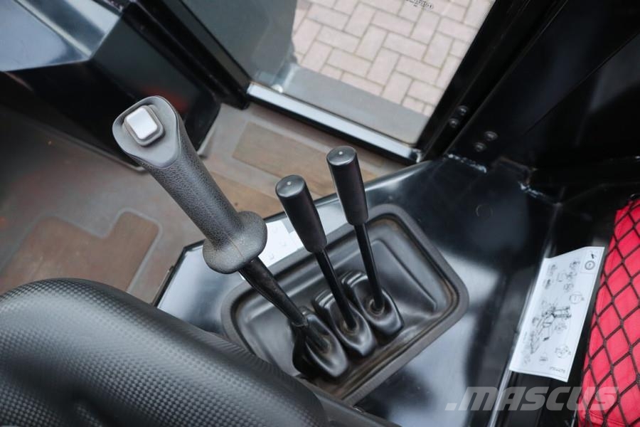Manitou M50-4 Valid Inspection, Diesel, 4x4 Drive, 5t Capa شاحنات الطرق الوعرة