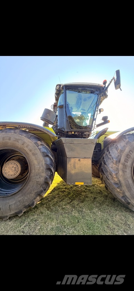 CLAAS Xerion 3800 Trac 3800 Trac Traktoriai