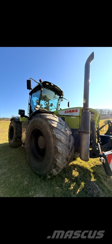 CLAAS Xerion 3800 Trac 3800 Trac Traktoriai