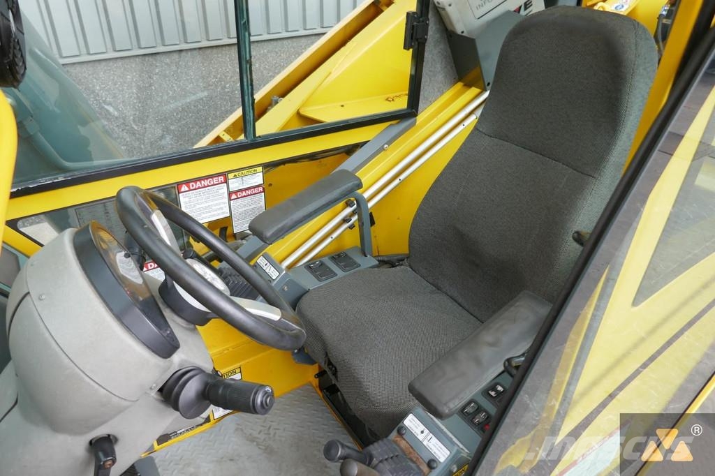 Grove RT890E 越野轮胎起重机︳越野吊︳越野起重机︳移动式起重机
