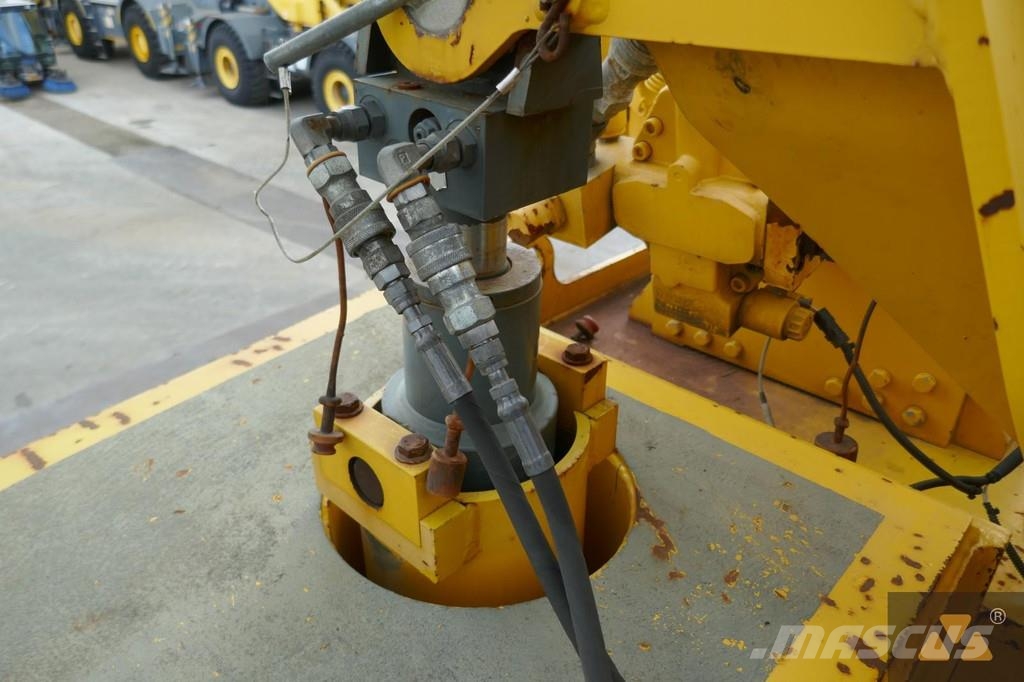 Grove RT890E 越野轮胎起重机︳越野吊︳越野起重机︳移动式起重机