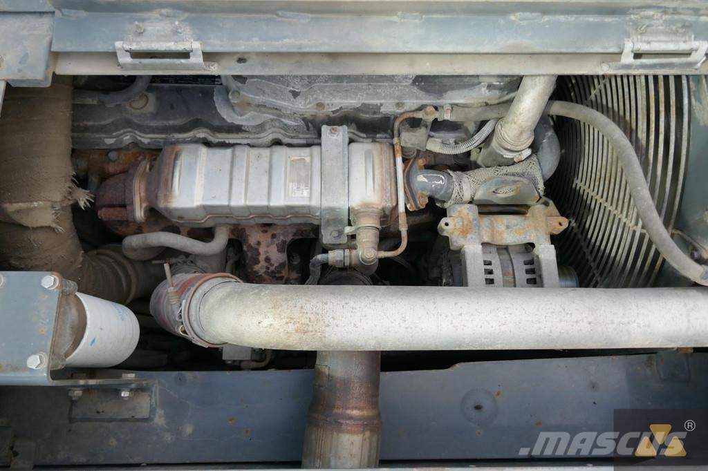 Grove RT890E 越野轮胎起重机︳越野吊︳越野起重机︳移动式起重机
