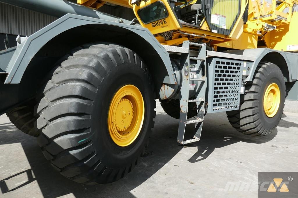 Grove RT890E Celtņi nelīdzenām virsmām