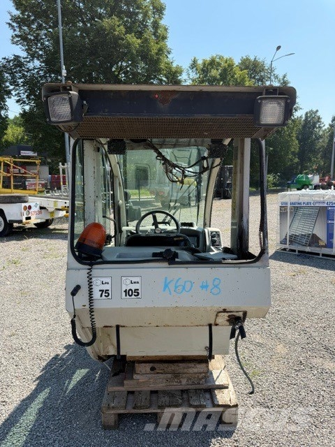 CLAAS USED CAB كابينة والداخلية