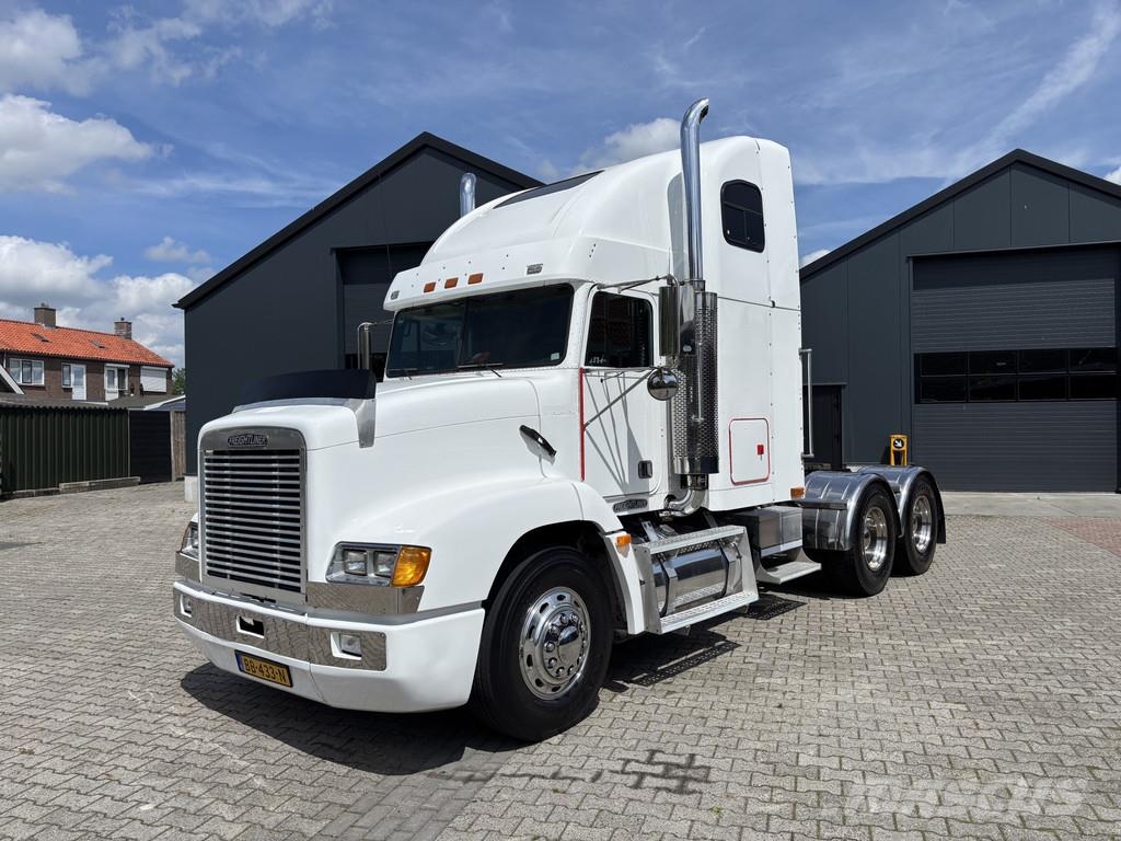 Freightliner FLD 112 6X4 10-Speed Rockwell, Cummins, Engine bra Chassis