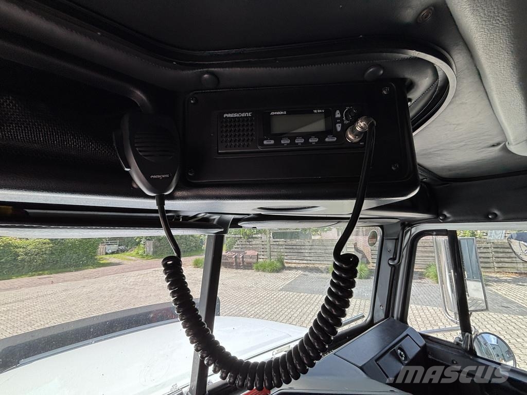 Freightliner FLD 112 6X4 10-Speed Rockwell, Cummins, Engine bra Chassis