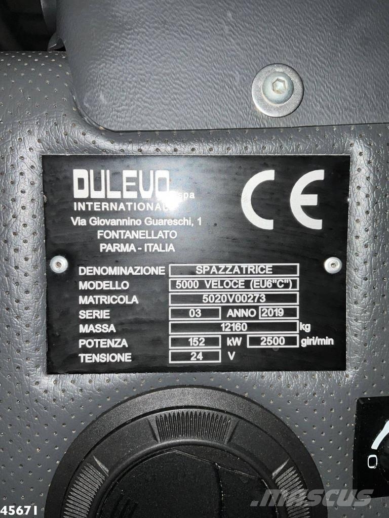 Dulevo 5020 Euro 6 with 3-rd brush Камиони за почистване