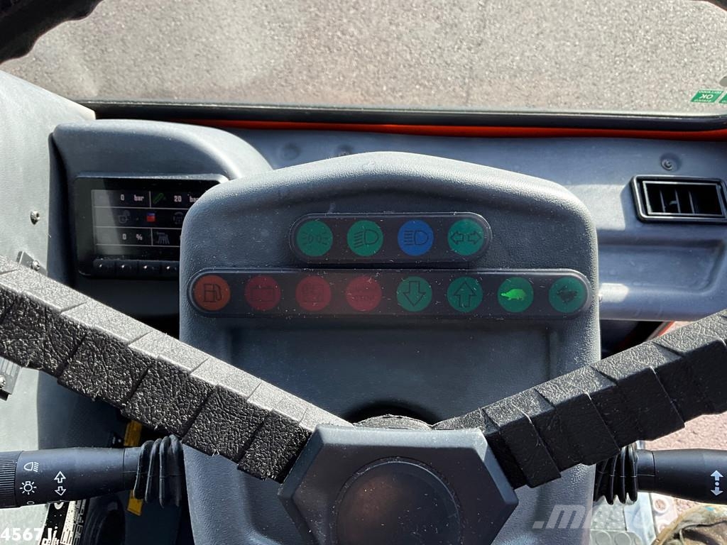 Dulevo 5020 Euro 6 with 3-rd brush Камиони за почистване