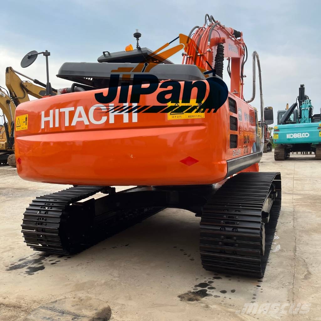 Hitachi ZX 210 Bagri goseničarji