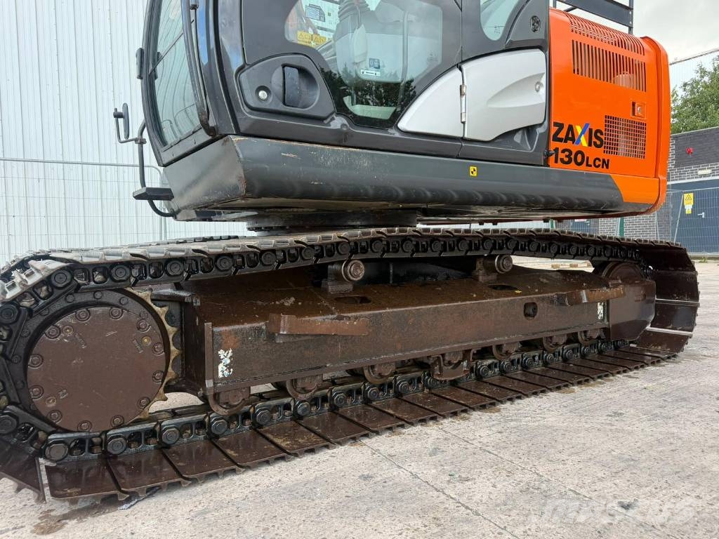 Hitachi ZX 130-5G Raupenbagger