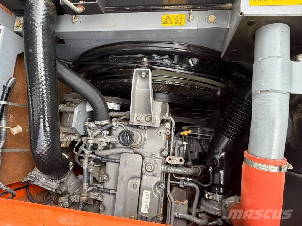 Hitachi ZX 130-5G Raupenbagger