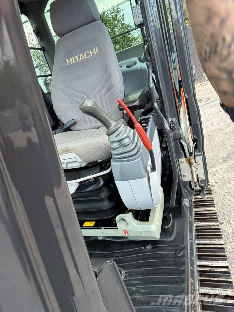 Hitachi ZX 130-5G Raupenbagger