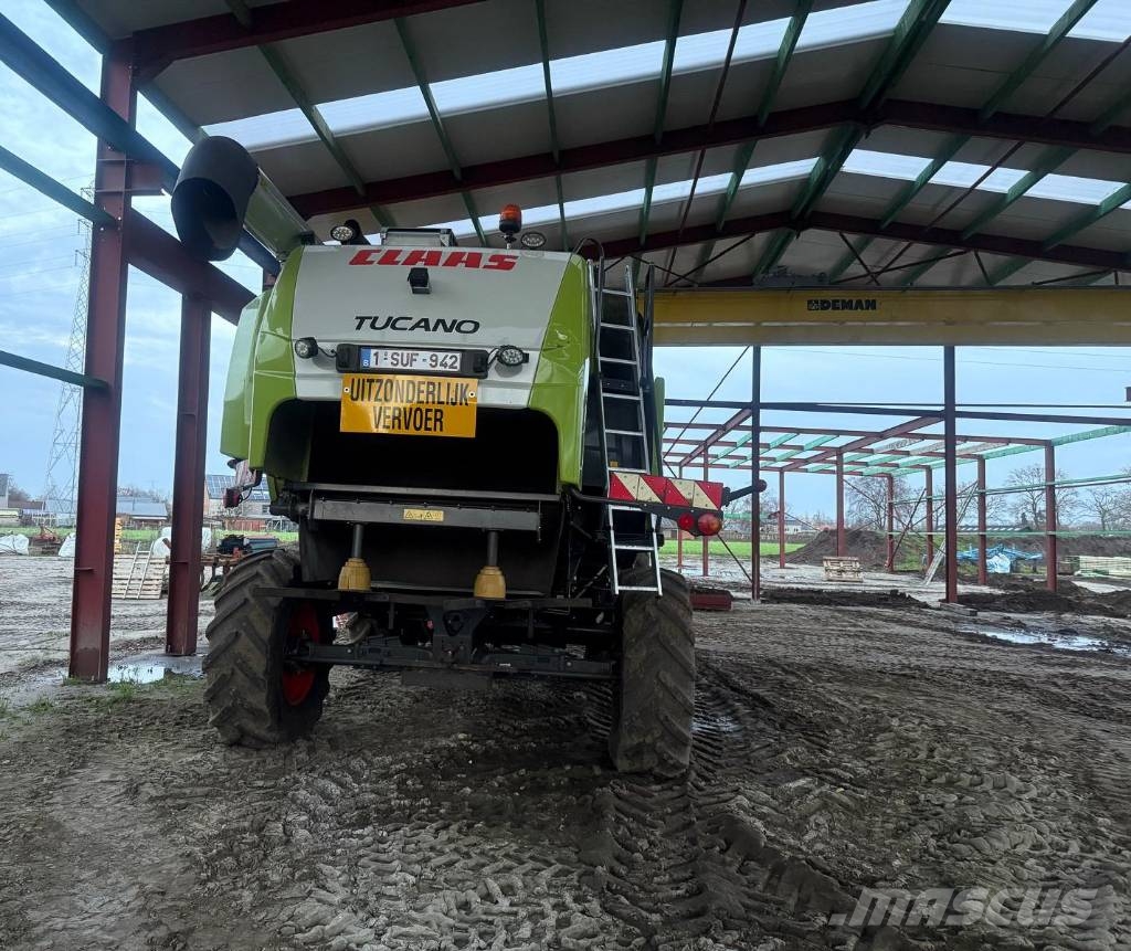 CLAAS Tucano 570 Combine harvesters
