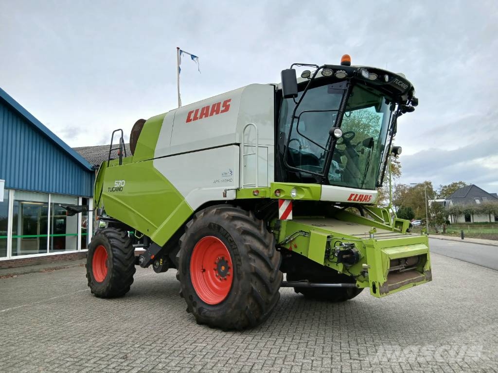 CLAAS Tucano 570 Maaidorsmachines