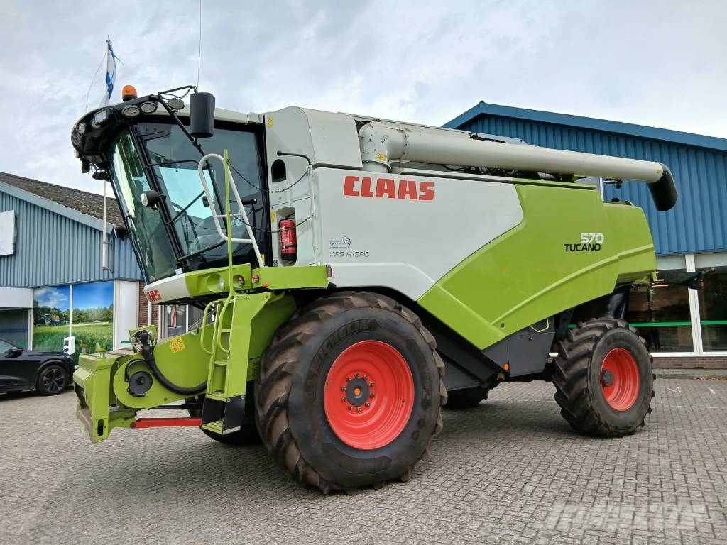 CLAAS Tucano 570 Maaidorsmachines