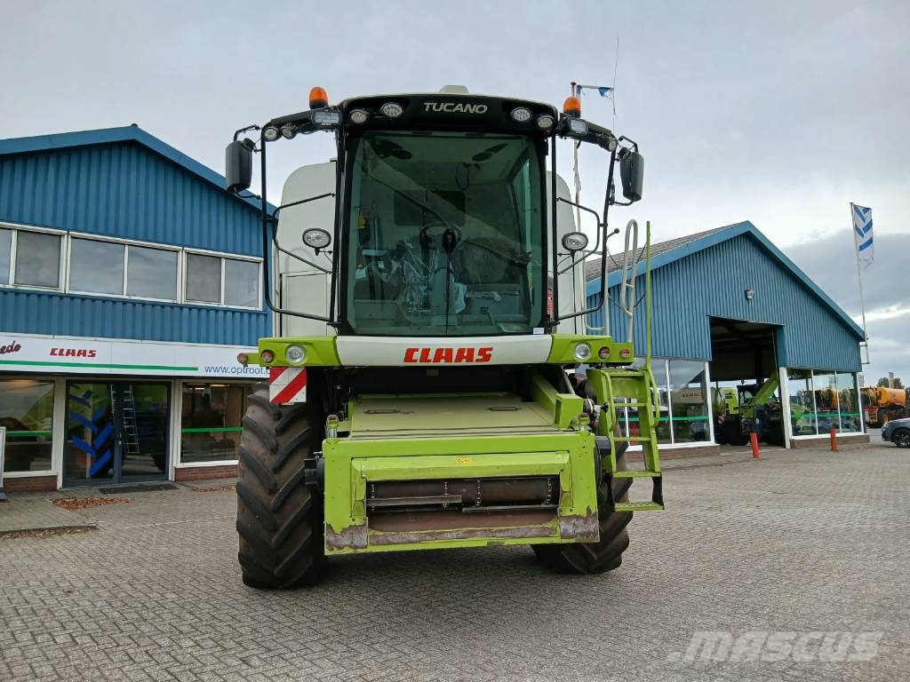 CLAAS Tucano 570 Maaidorsmachines