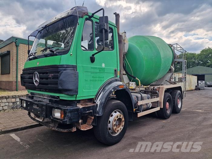 Mercedes-Benz 2527 B 6X4 Camiones de concreto