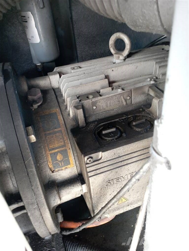 Atlas Copco GA18 VSDFF 压缩机