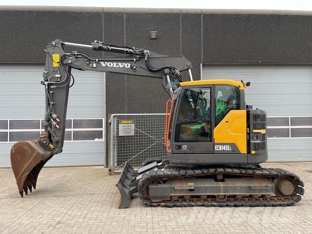 Volvo ECR145E Гусеничні екскаватори
