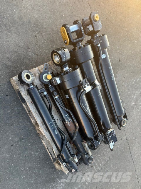 CAT 966 XE USED HYDRAULIC CYLINDER Hydraulika