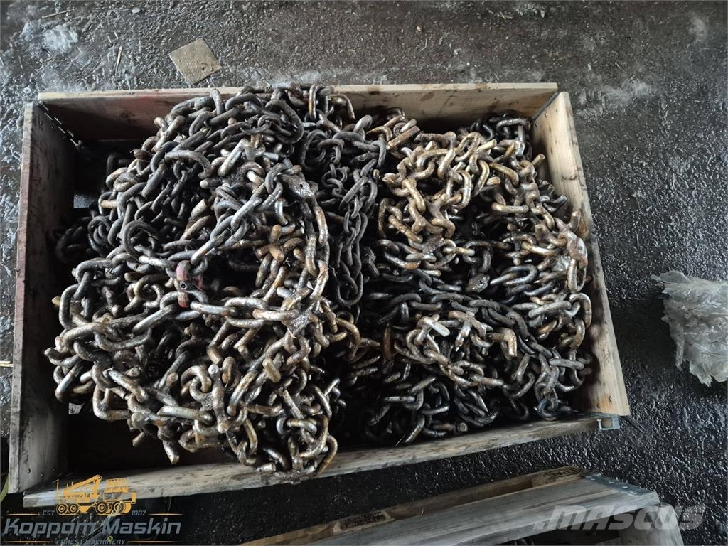 XL-Chains Xl chains pro 700-710x26,5 Used/Beg Lánctalpak, láncok és futóművek