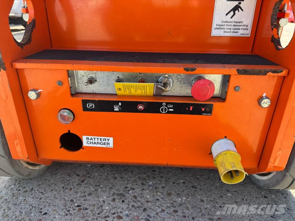 Snorkel TM16E Vertikaalsed mast tõstukid