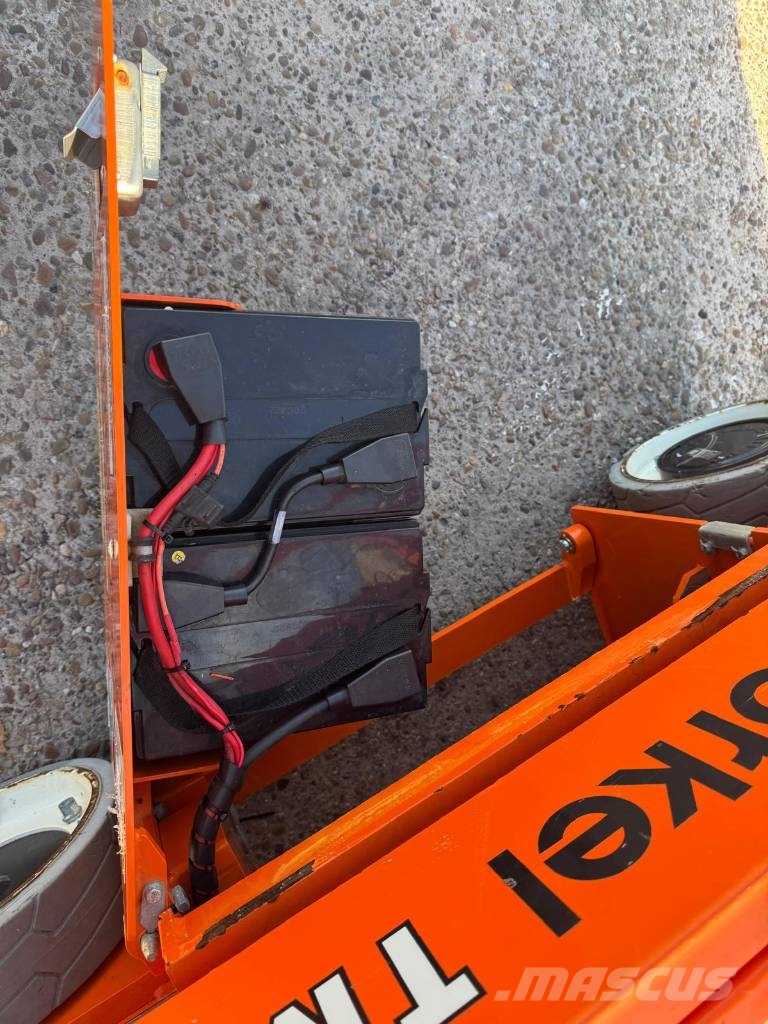 Snorkel TM16E Vertikaalsed mast tõstukid