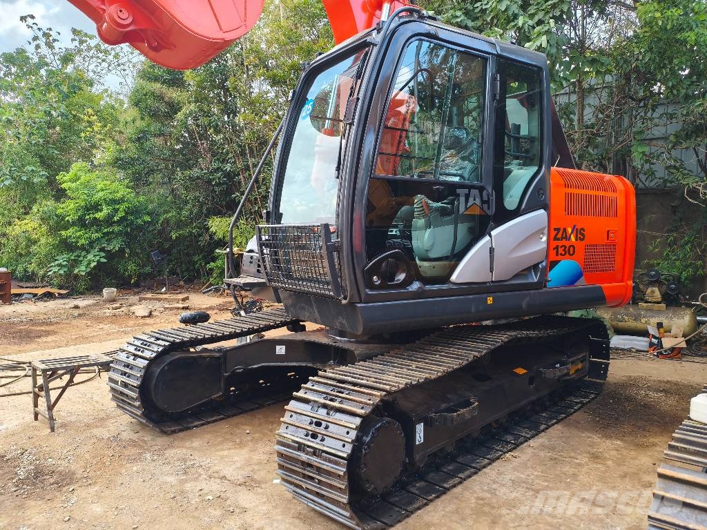 Hitachi ZX 130 Escavatori cingolati
