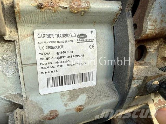 Pacton Carrier Vector 1850/3 x Achsen PBW/Lenk + Liftachs Puspriekabės su izoterminiu kėbulu