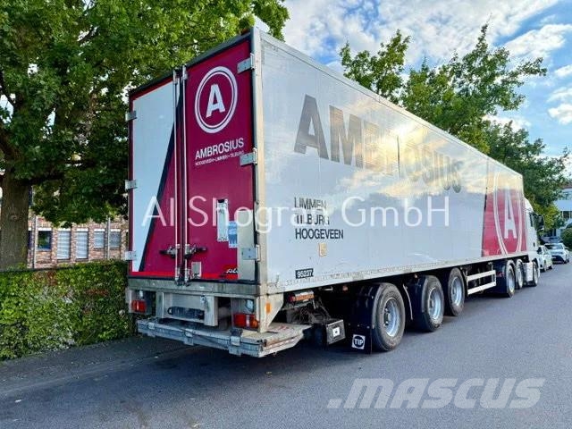 Pacton Carrier Vector 1850/3 x Achsen PBW/Lenk + Liftachs Puspriekabės su izoterminiu kėbulu
